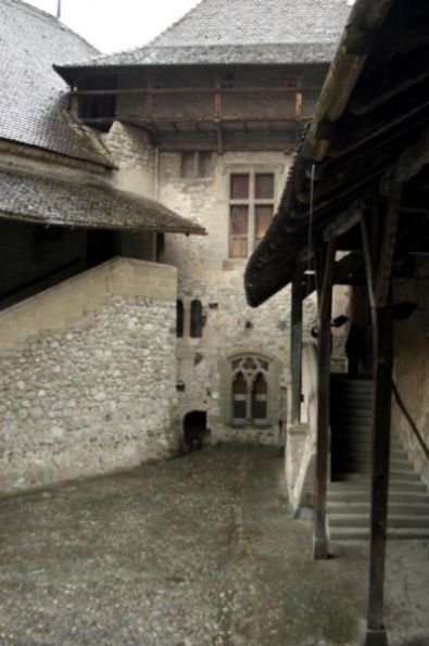   (Chateau de Chillon)