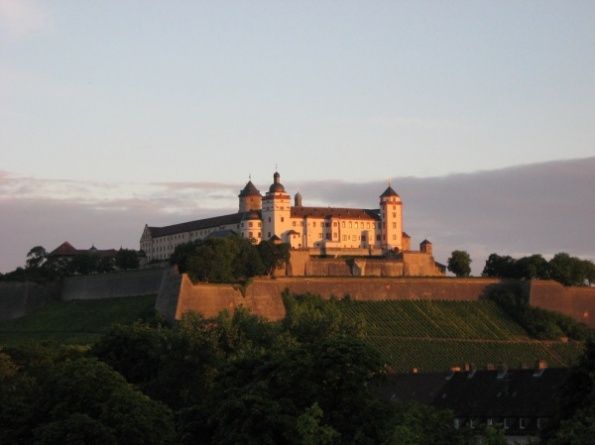   ( Festung Marienberg )