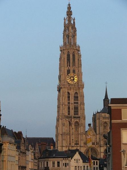 Колокольни городов Бельгии и Франции
