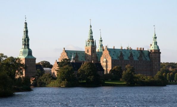   ( Frederiksborg Slot )